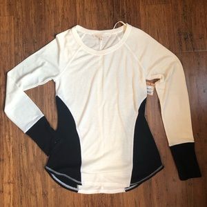 RACHEL Rachel Roy long sleeve thin sweater Small